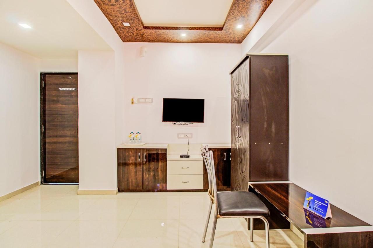 Hotel Fabhotel Renuka Executive Pune