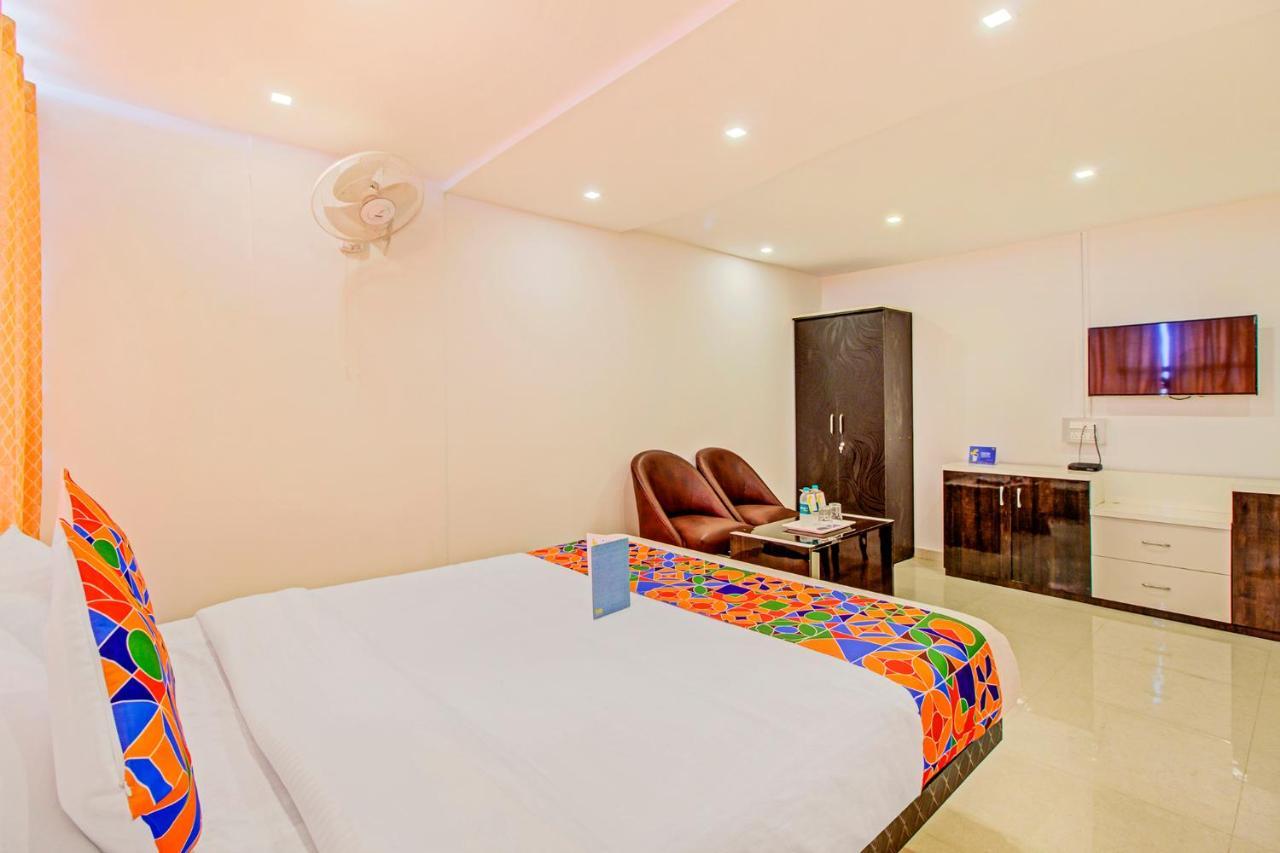 Hotel Fabhotel Renuka Executive