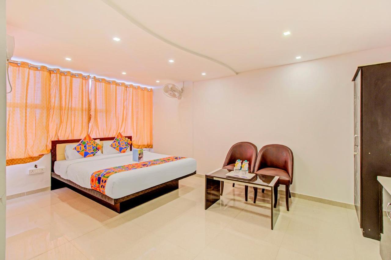 Hotel Fabhotel Renuka Executive